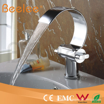 Hot Sale Solid Brass Chromed Single Handle Single Hole Basin Faucet with Waterfall Spout
